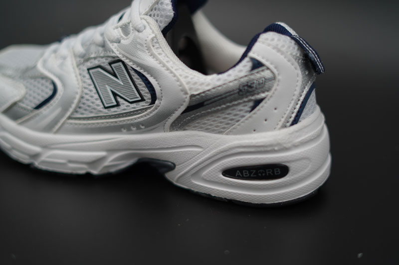 skyshoes-new-balance-530-01