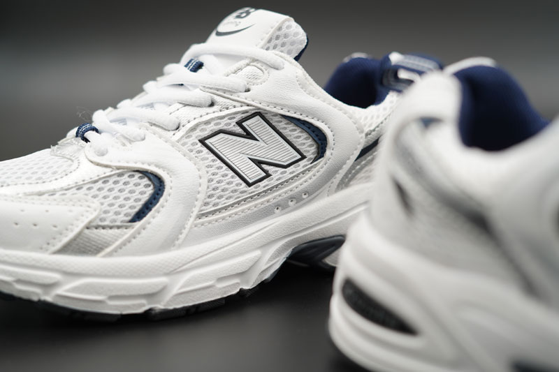 skyshoes-new-balance-530-02